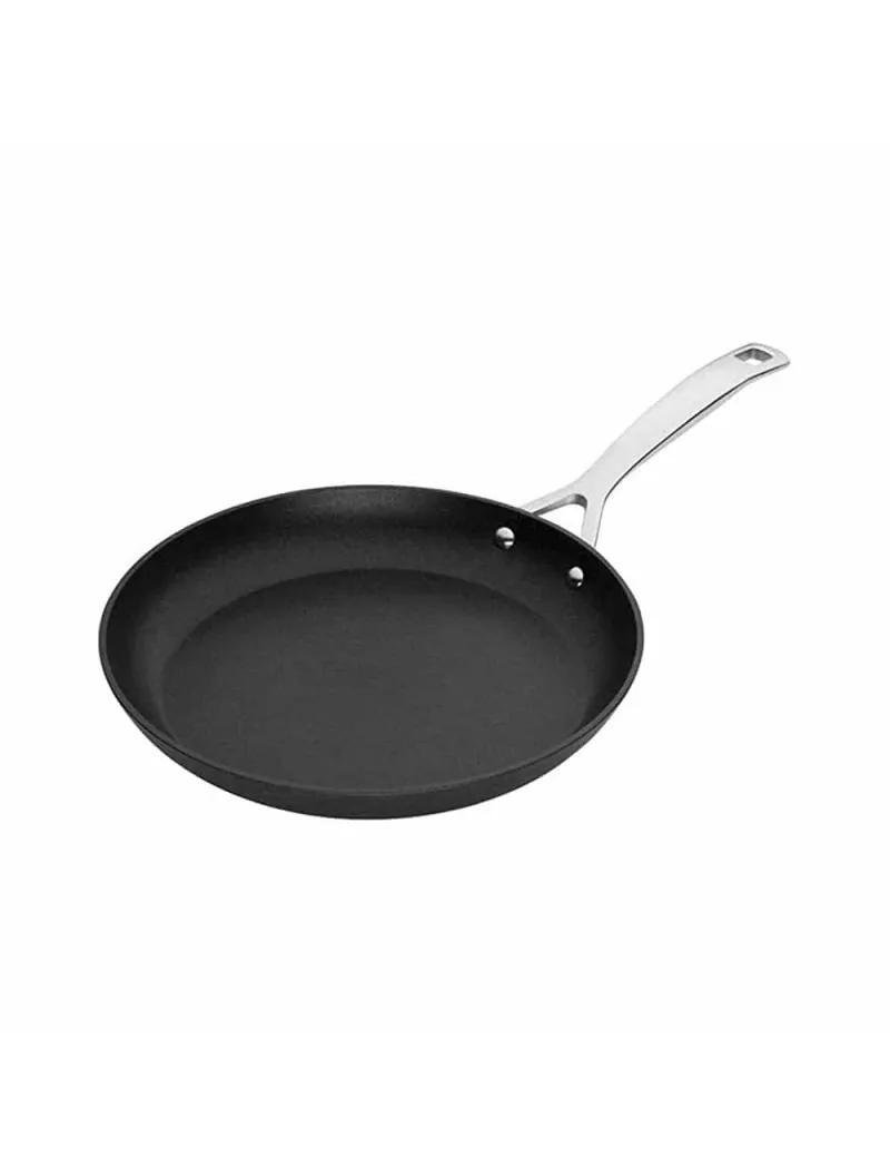 Le Creuset 22cm Low Non-Stick Aluminum Frying Pan